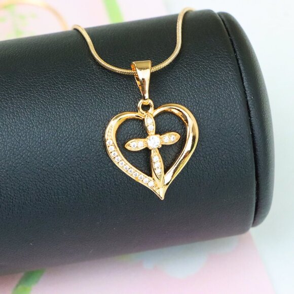 "Heart-Shaped Rose Gold Cross Pendant with Sparkling Accents, XPPT1326 - Picture 4 of 13